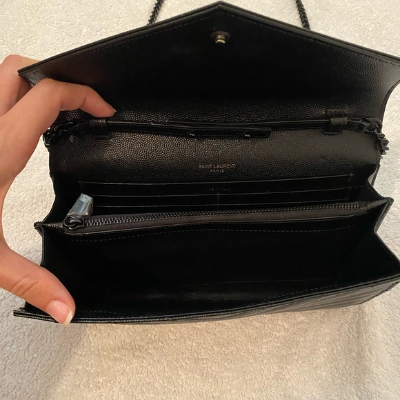 Black Saint Laurent crossbody/clutch. Excellent condition! Box & dustbag incl.🖤 - Picture 4 of 6